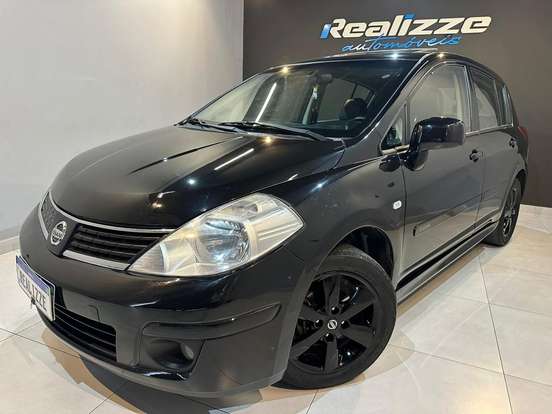 NISSAN-TIIDA-2012