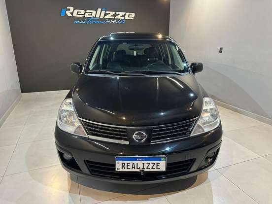 NISSAN-TIIDA-2012
