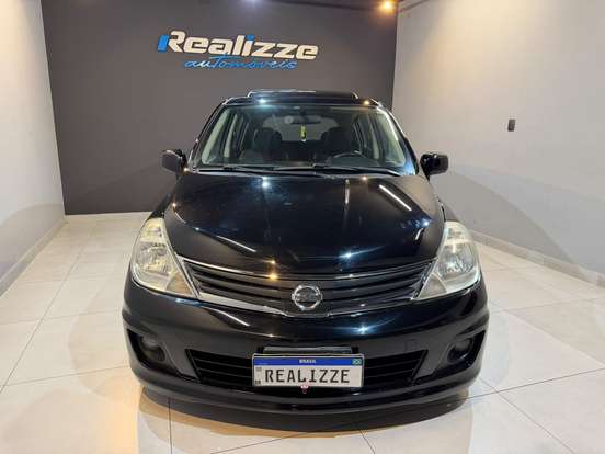 NISSAN-TIIDA-2011