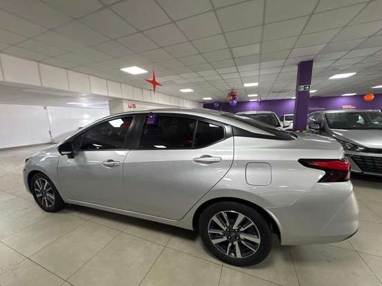NISSAN-VERSA-2023