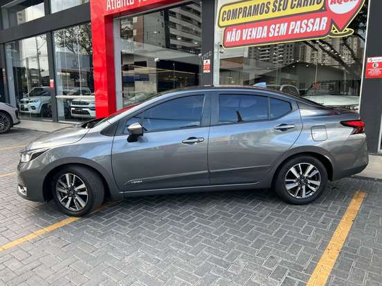 NISSAN-VERSA-2023
