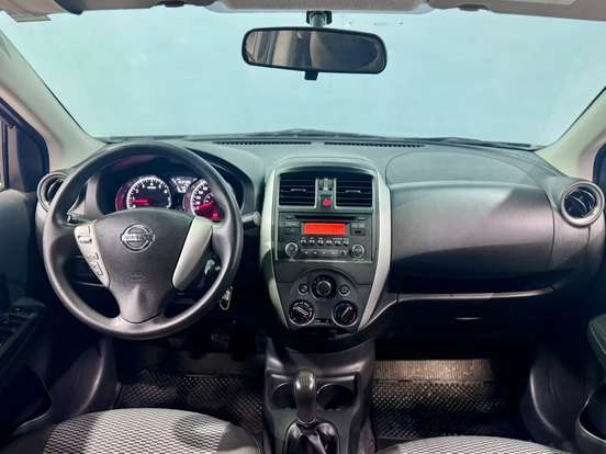 NISSAN-VERSA-2018