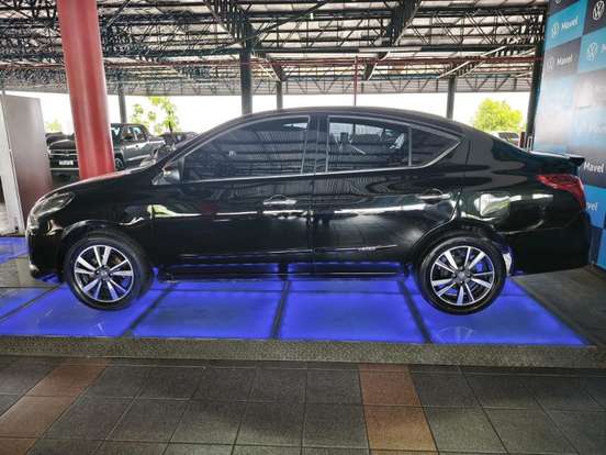 NISSAN-VERSA-1.6 16V FLEXSTART UNIQUE 4P XTRONIC NISSAN-VERSA-2017