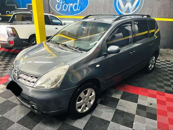 NISSAN-LIVINA-1.8 SL 16V FLEX 4P AUTOMÁTICO NISSAN-LIVINA-2009