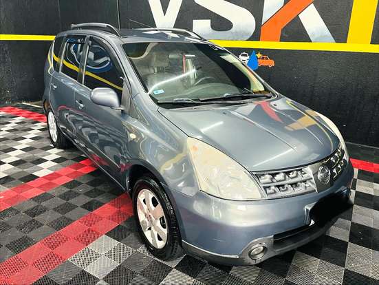 NISSAN-LIVINA-2009