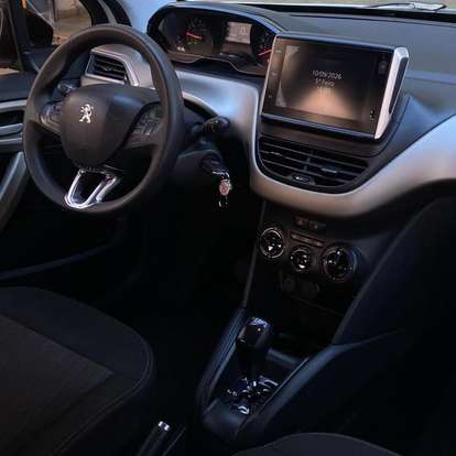 PEUGEOT-2008-2019