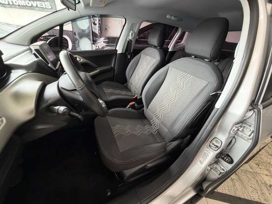 PEUGEOT-2008-2017