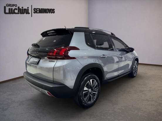 PEUGEOT-2008-2022