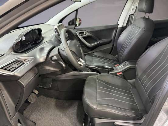 PEUGEOT-2008-2022