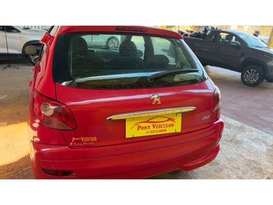 PEUGEOT-207-2011
