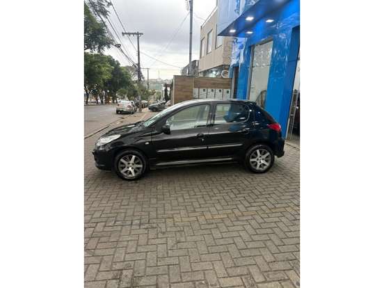 PEUGEOT-207-2012