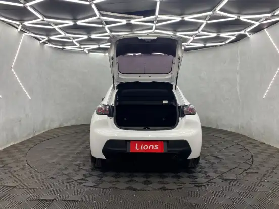PEUGEOT-208-2022