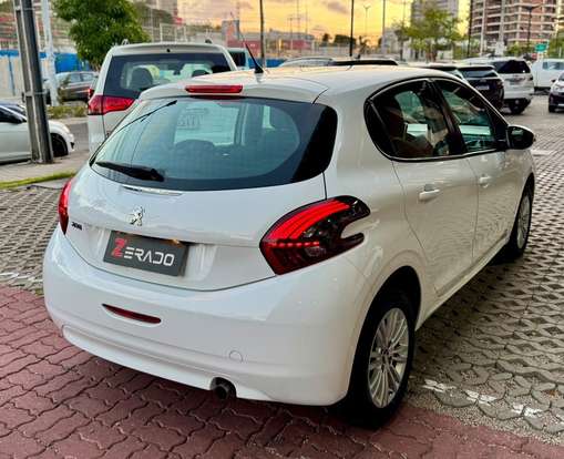 PEUGEOT-208-1.6 ACTIVE PACK 16V FLEX 4P AUTOMÁTICO PEUGEOT-208-2019