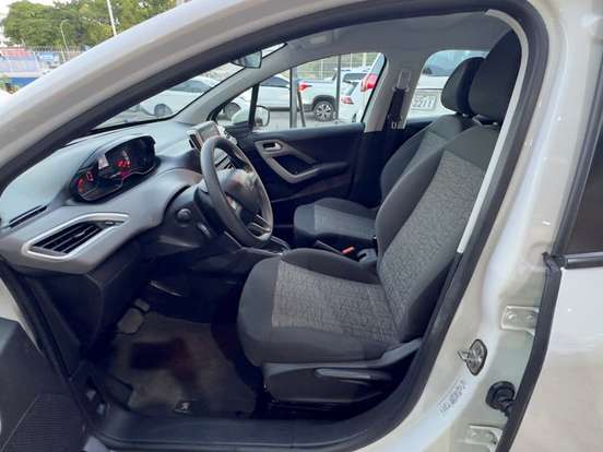 PEUGEOT-208-1.6 ACTIVE PACK 16V FLEX 4P AUTOMÁTICO PEUGEOT-208-2019