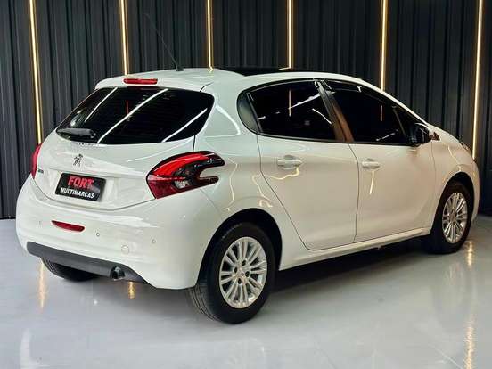 PEUGEOT-208-1.6 ALLURE 16V FLEX 4P AUTOMÁTICO PEUGEOT-208-2016