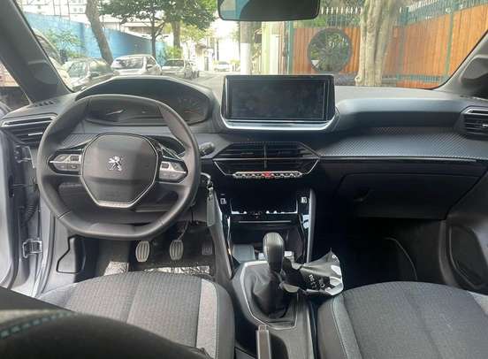 PEUGEOT-208-2024