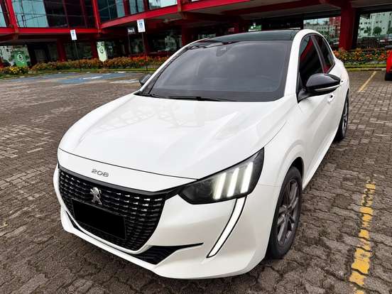 PEUGEOT-208-2020