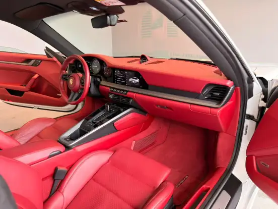 PORSCHE-911-2022