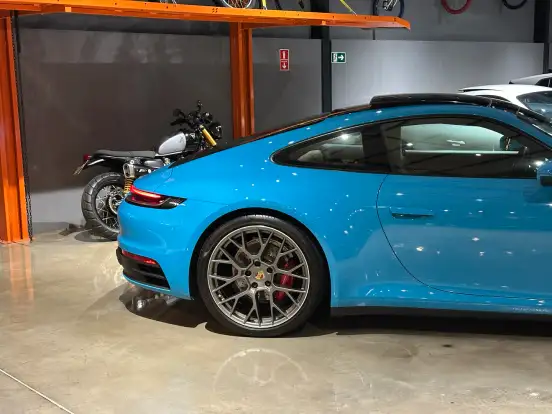 PORSCHE-911-2020