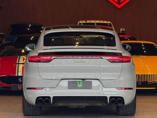 PORSCHE-CAYENNE-2023