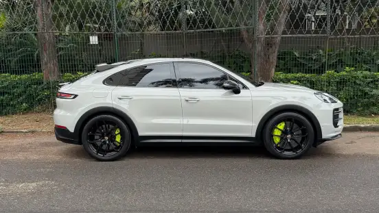 PORSCHE-CAYENNE-2024