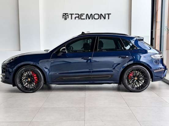 PORSCHE-MACAN-2021