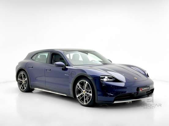 PORSCHE-TAYCAN-2022