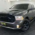 RAM CLASSIC 5.7 V8 GASOLINA LARAMIE NIGHT EDITION CD 4X4 AUTOMÁTICO RAM CLASSIC 5.7 V8 GASOLINA LARAMIE NIGHT EDITION CD 4X4 AUTOMÁTICO