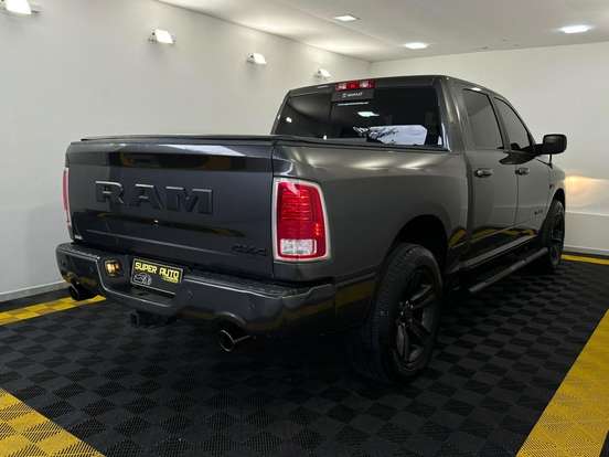 RAM-CLASSIC-5.7 V8 GASOLINA LARAMIE NIGHT EDITION CD 4X4 AUTOMÁTICO RAM-CLASSIC-2022