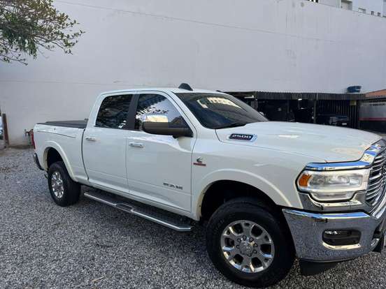 RAM-2500-6.7 I6 TURBO DIESEL LARAMIE CD 4X4 AUTOMÁTICO RAM-2500-2021