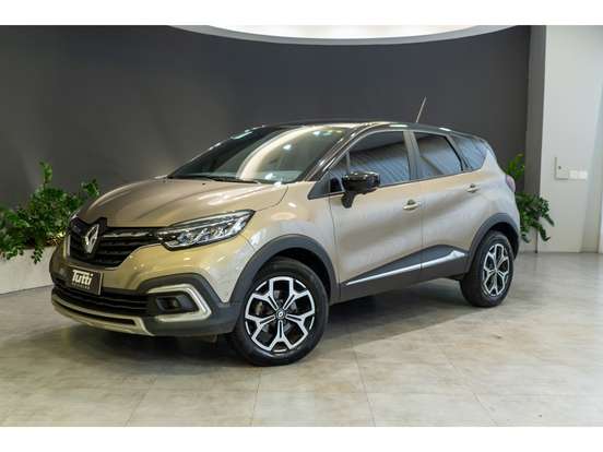 RENAULT-CAPTUR-2021