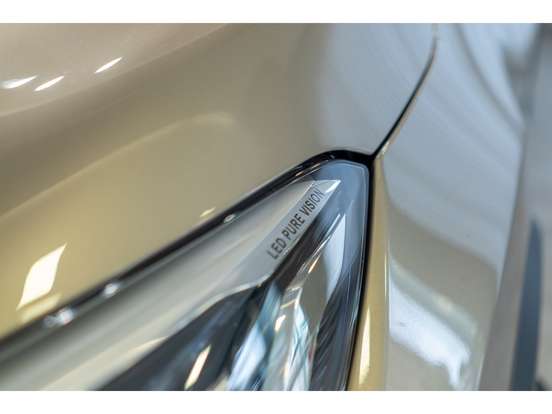 RENAULT-CAPTUR-2021