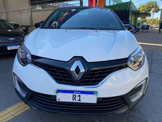RENAULT-CAPTUR-2018