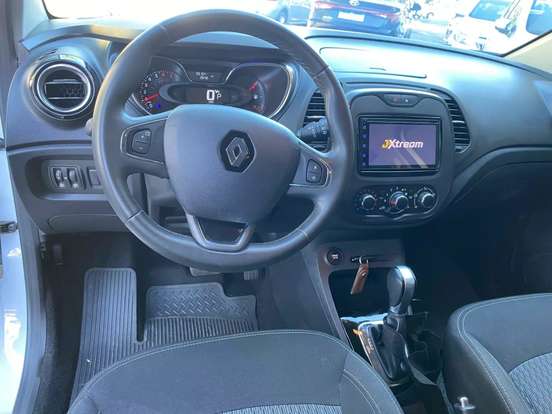 RENAULT-CAPTUR-2018