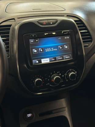 RENAULT-CAPTUR-2018