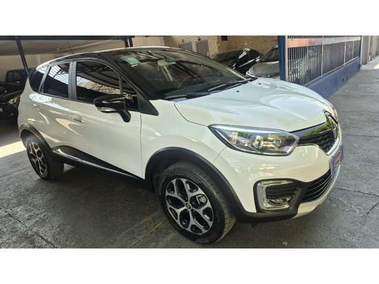 RENAULT-CAPTUR-2019