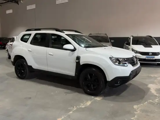 RENAULT-DUSTER-2023