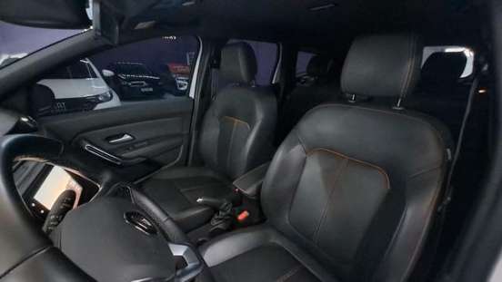 RENAULT-DUSTER-2024