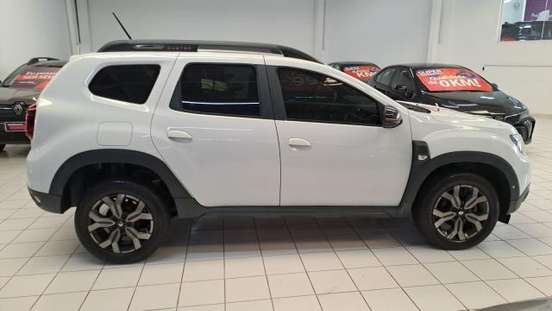 RENAULT-DUSTER-2024