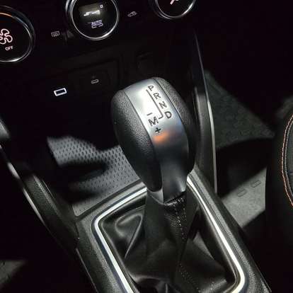 RENAULT-DUSTER-2024
