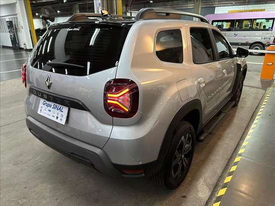 RENAULT-DUSTER-2025