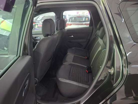 RENAULT-DUSTER-2023