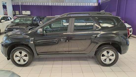 RENAULT-DUSTER-2025