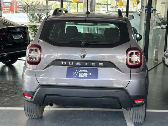 RENAULT-DUSTER-2022