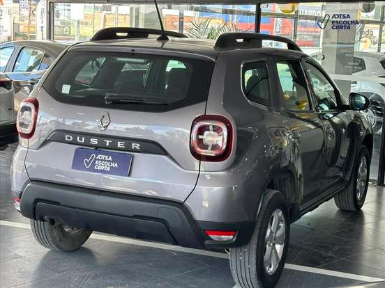 RENAULT-DUSTER-2022