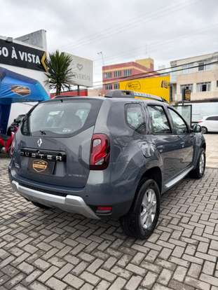 RENAULT-DUSTER-2015