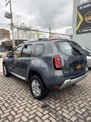 RENAULT-DUSTER-2.0 DYNAMIQUE 4X2 16V FLEX 4P AUTOMÁTICO RENAULT-DUSTER-2015