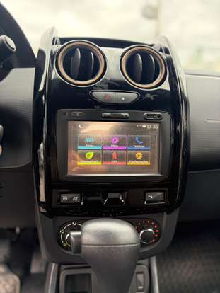 RENAULT-DUSTER-2015