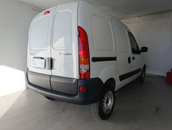 RENAULT-KANGOO-2014