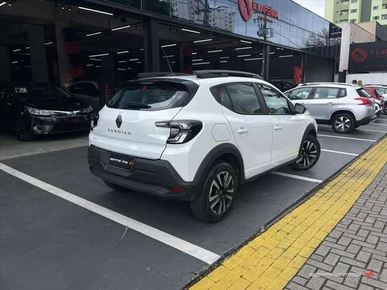 RENAULT-KARDIAN-2024